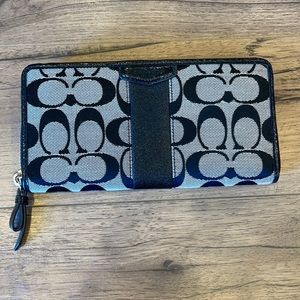 Coach wallet!